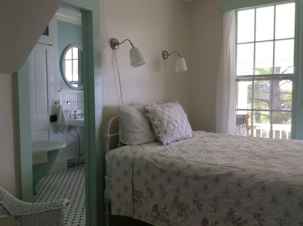 Wades Point Inn On The Bay McDaniel Extérieur photo